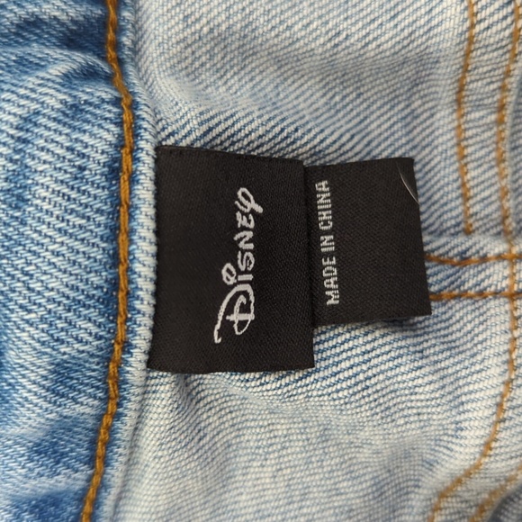 Size 28 Disney Chipmunks and Acorn Jeans - Picture 7 of 14